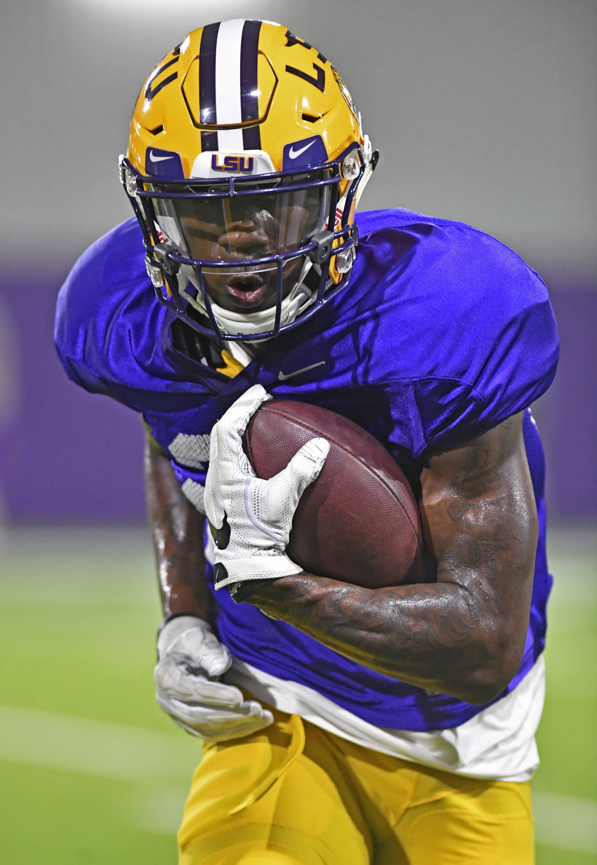 lsufootball.031519 HS 256.JPG
